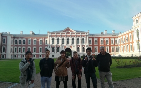 Tokušimas studenti un mācībspēki viesojas Jelgavā