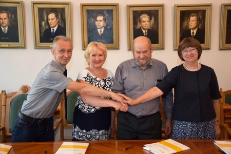 LLU un Malnavas koledžas vadība paraksta sadarbības līgumu par lauksaimniecības un inženierzinātņu izglītības stiprināšanu