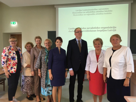 Aizstāvēts promocijas darbs par lauksaimnieku nevalstisko organizāciju darbības pilnveidošanas iespējām Latvijā